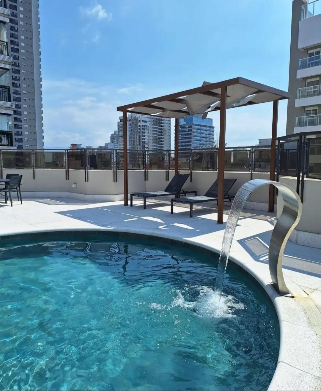 Lindo Flat No Edificio Cosmopolitan, Com Garagem E Piscina Apartment Santos  Luaran gambar
